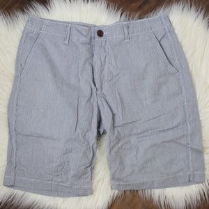 ❗️FINAL PRICE CLOSET CLOSING❗️Aeropostale Men's Blue and White Striped Shorts